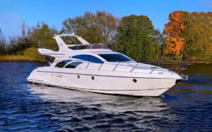 AZIMUT 50 - 16M - 10 Passagers**