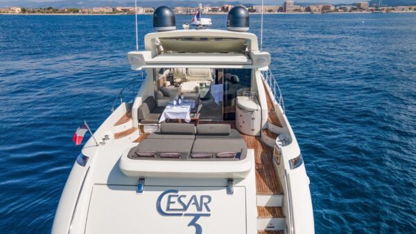 fr_fr-azimut68s-6