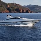 notorious-leopard-27-yacht-charter13-2.jpg