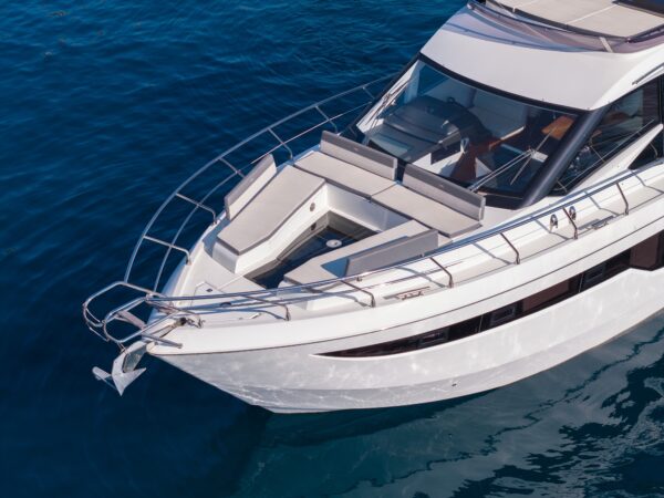 charter-yacht-galeon-500-st-tropez-23